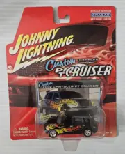 Johnny Lightning Custom Chrysler PT Cruiser 2002 Black Retro Styled Wagon Flames