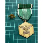 美洲 美國 1945年開始 雄鷹戰鬥 陸軍嘉獎勳章 金屬表章-無外盒 (紅37)