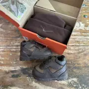 NIKE ACG First Goadome Gift Pack (CB) Size 2C 313939-221 Baby Shoes & Beanie Set