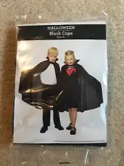 Wm21 - Way to Celebrate Childs Black Vampire Cape with Collar Halloween Ages 8+