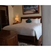 Camia Resort & Spa