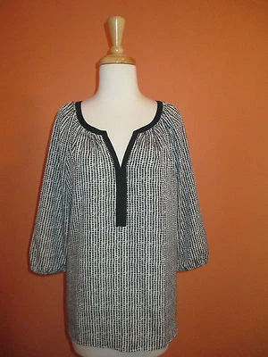 New Ann Taylor Size M Black & White Geometric Print Tunic Peasant Top