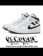 Nike Air Jordan 1 Mid Reverse Panda White Black Size 10.5 - NEW