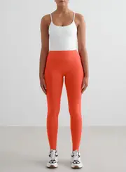 [AIM'N AU] Tangerine Shape Seamless Tights & White Strap Singlet Set