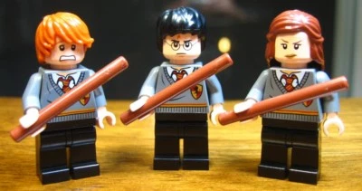 LEGO HARRY POTTER HERMIONE RON x3 UNIFORM GRYFFINDOR GENUINE MINIFIGURE SET 4842
