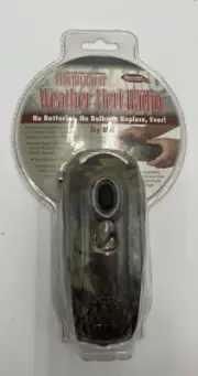 NWT Realtree Weather Alert Radio Wind Up Am/FM + 3 Led Flashlight Hardwood Green