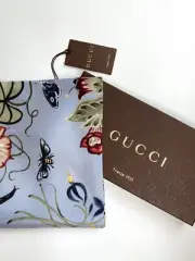 New Unisex Gucci Scarf Kris Knight Flora Print Blue Silk Wrap wth Gucci Gift Box