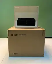 Brand New Sonos Outdoor White Wired Speakers (Pair) & Sonos AMP Bundle
