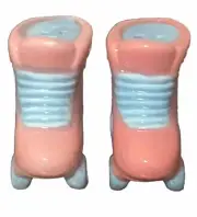 Cracker Barrel Rollerskates Beach Summer Salt & Pepper Shaker Set 2 in Stoneware