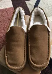 KOOLABURRA BY UGG, TIPTON 1105893 SIZE 9 MENS SLIPPERS NIB