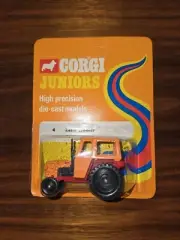 1978 Corgi Juniors Zetor Tractor Unpunched On Card