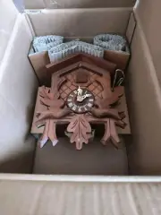 Hubert Herr Original Schwarzwalder Kuckucksuhr Black Forest Cuckoo Clock. New