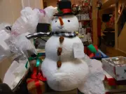 Hallmark "Snowman & Gifts" 2023 Plush Fleece Figurine 17"H NEW with Tags