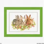Floral Hare Stitchery Set - A Whimsical Cross Stitch Kit for Crafting Enthusiast