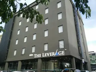 杠杆商務飯店 (The Leverage Business HotelThe Leverage Business Hotel (Skudai)