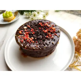 【浮金6耳】❤️巧克力生乳酪蛋糕❤️生日蛋糕❤️客制化蛋糕❤️紀念日蛋糕❤️新北鶯歌自取面交❤️手工製作