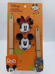 Mickey Mouse and Minnie Mouse Spatulas And Cookie Cutters Set Disney NEW