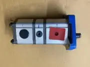 FOR 4500 5500 Mahindra Tractor 000051633D02 Steering & Hydraulic Lift Pump