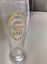 在飛比找Yahoo!奇摩拍賣優惠-烤肉喝啤酒，台啤，啤酒杯。絕版品