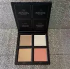 New Huda Beauty 3D Highlighter Palette