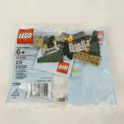 LEGO 40284 Glider Monthly Mini Build