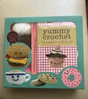 Yummy Crochet Kit Cupcake & Donut Becker& Mayer NIP