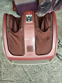 在飛比找Yahoo!奇摩拍賣優惠-【銓芳家具】OSIM 美腿按摩機 OS-8008 uSque