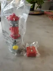 Collectible Kelloggs Cereal Prize Robot Toy 2005 RARE with Remote Control