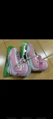 在飛比找Yahoo!奇摩拍賣優惠-JACKSON真皮花式粉色2號冰刀溜冰鞋，很新，都沒穿幾次，