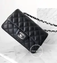 在飛比找Yahoo!奇摩拍賣優惠-Chanel mini coco 20cm 全新 A6990