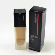 Shiseido Synchro Skin Self-Refreshing Oil-Free SPF30 Foundation 160 SHELL - Box