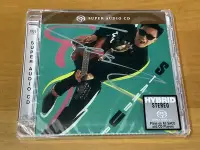 在飛比找Yahoo!奇摩拍賣優惠-東亞唱片 張國榮 stand up SACD 非限量版 1C