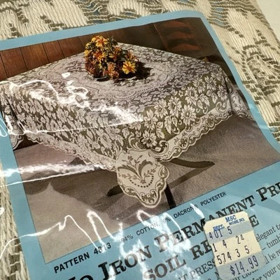 NEW Vtg Quaker Lace Tablecloth Monterrey Bisso Oval 60 x 90 Cream Green No 4813