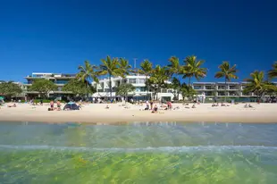 努薩海灘度假村On The Beach Noosa Resort