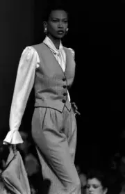 Amalia Vairelli model in a Yves Saint Laurent fashion show 1993 Old Photo 2
