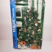 Vogue Pattern 537 Christmas Ornaments Stockings Tree Skirt and Angel Topper