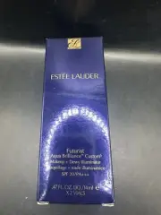 Estee Lauder Futurist Aqua Brilliance Custom Makeup + Dewy Illuminator SPF20/PA+