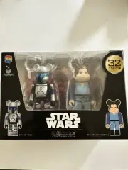 Star Wars 100% Bearbrick Jango Fett & Boba Fett Keychain Set New In Box.