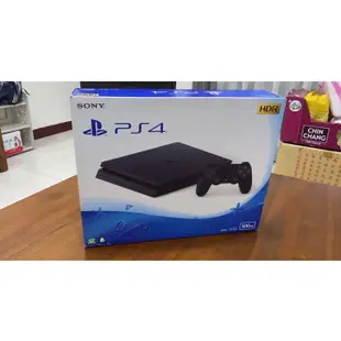 【瑞比Rabbit電玩】PS4 主機 SLIM 500GB  極致黑/冰河白/  ps4主機 ps4 現貨優選 PS4