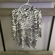 NWT $109 Chicos Whimsy Stripes Novelty Popover Top Tunic Embroidered B/W Woven 0