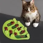 Portable Cat Puzzle Toy Green Leaf Shaped Dog Chew Toy Christmas
