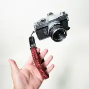 Red/Black Adjustable Paracord Camera Wrist Strap w/ Peak Design Anchor