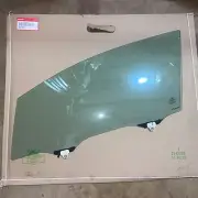 Genuine OEM Honda Glass 73350-TR6-A40 2013-2015 Civic