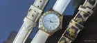GUESS w13103l1 Varis Gold Swarovski And Three Straps Watch Woman