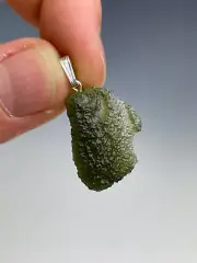 3.95gr MOLDAVITE natural silver.925 pendant #JM136