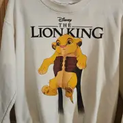 Disney Lion King Simba Unisex Adult Medium 7-9 Cream LS Pullover Sweatshirt