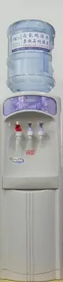 在飛比找Yahoo!奇摩拍賣優惠-台中市桶裝水 瓶裝水 飲用水宅配 買冰溫熱飲水機+麥飯石竹備