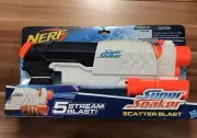 Nerf Super Soaker Scatter Blast Water Blaster Five Stream Blast Shoots up to 25'