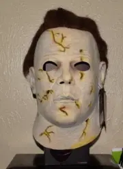 NWT TOTS HALLOWEEN ROB ZOMBIE MURDER MICHAEL MYERS TRICK OR TREAT STUDIOS MASK