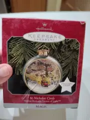 Hallmark Keepsake Ornament Thomas Kinkade Painter of Light St Nicholas Circle